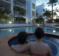Santorini Holiday Apartments - Accommodation Gladstone