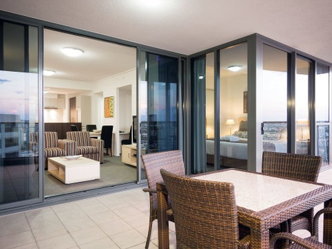 Oaks Aurora - Accommodation Gladstone 2