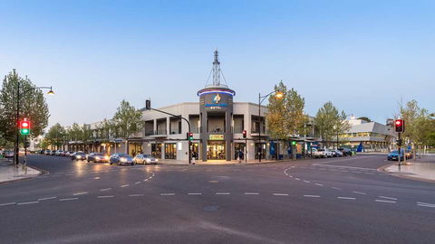 Mawson Lakes Hotel - Accommodation Gladstone 2