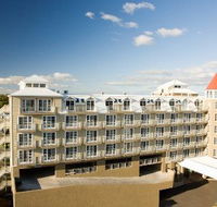 Deep Blue Hotel  Hot Springs - Accommodation Gladstone