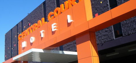 Warrnambool Central Court - Accommodation Gladstone 0