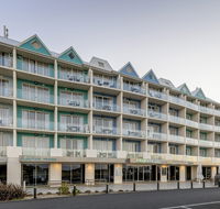 Lady Bay Resort - Accommodation Gladstone