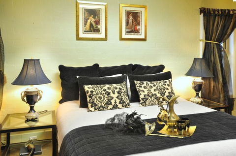 Adeline Bed & Breakfast - Accommodation Gladstone 15