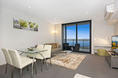 Astra Apartments Perth - Accommodation Gladstone 7