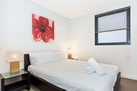 Astra Apartments Perth - Accommodation Gladstone 11