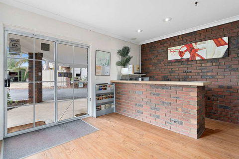 Econo Lodge Border Gateway Wodonga - Accommodation Gladstone 8