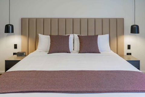 Abode Belconnen - Accommodation Gladstone 1