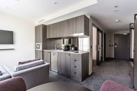 Abode Belconnen - Accommodation Gladstone 2
