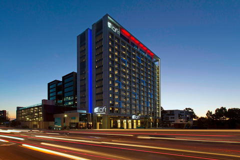 Aloft Perth - Accommodation Gladstone 0
