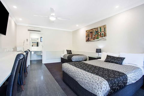 Comfort Inn May Park - Accommodation Gladstone 0