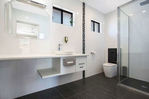 Comfort Inn May Park - Accommodation Gladstone 2