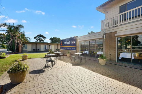 Comfort Inn Flinders On Main - Accommodation Gladstone 2