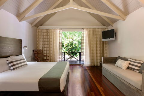 Hamilton Island Palm Bungalows - Accommodation Gladstone 0