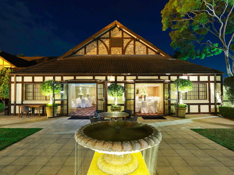 Grand Mercure The Hills Lodge - Accommodation Gladstone 0