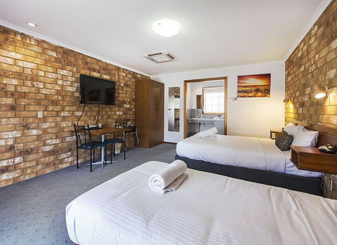 Clare Central Motel - Accommodation Gladstone 1