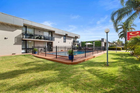 Econo Lodge All Seasons Mildura - Accommodation Gladstone 2