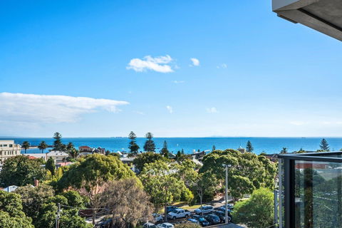 Anchorage Apartments Hampton - Accommodation Gladstone 1
