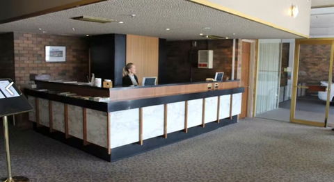 Mid City Hotel Ballart - Accommodation Gladstone 1