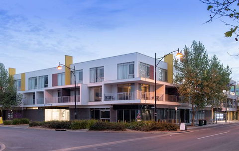 Mawson Lakes Hotel - Accommodation Gladstone 1