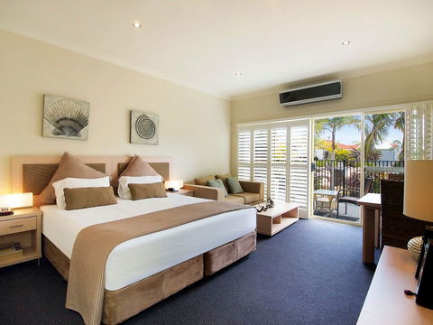Oaks Pacific Blue Resort - Accommodation Gladstone 0