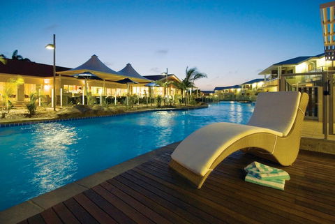 Oaks Pacific Blue Resort - Accommodation Gladstone 1