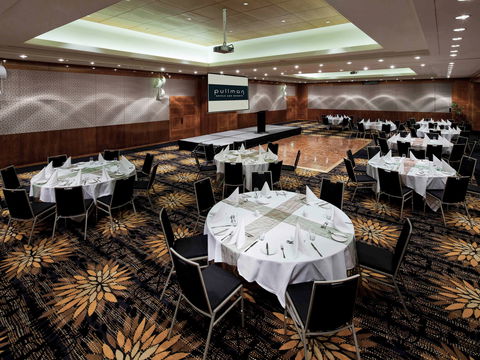 Pullman Reef Hotel Casino - Accommodation Gladstone 9