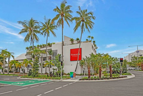 Ramada By Wyndham Cairns City Centre - Accommodation Gladstone 0