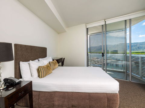 Sebel Cairns Harbour Lights - Accommodation Gladstone 5