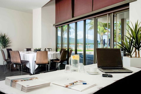 Sebel Cairns Harbour Lights - Accommodation Gladstone 9