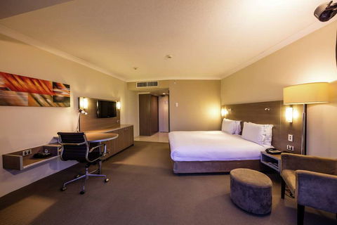 DoubleTree By Hilton Cairns - Accommodation Gladstone 8