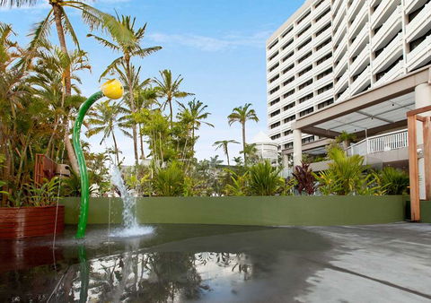 Rydges Esplanade Resort Cairns - Accommodation Gladstone 1