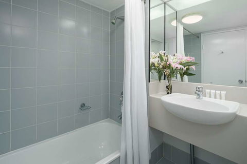Rydges Esplanade Resort Cairns - Accommodation Gladstone 4