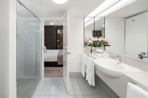 Rydges Esplanade Resort Cairns - Accommodation Gladstone 6