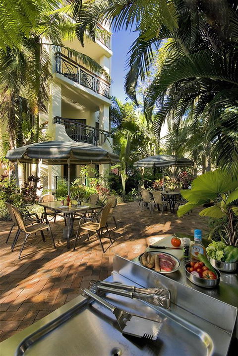 Tropic Towers Apartments - Accommodation Gladstone 2