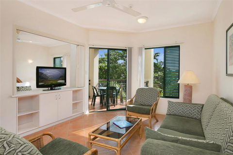 Tropic Towers Apartments - Accommodation Gladstone 3
