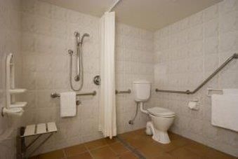 Tropic Towers Apartments - Accommodation Gladstone 7