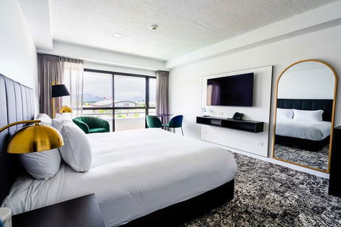 The Benson Hotel - Accommodation Gladstone 6