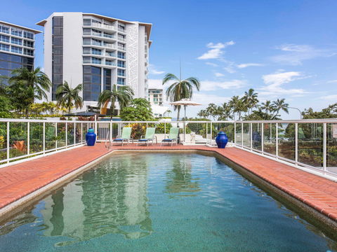 BreakFree Royal Harbour Hotel - Accommodation Gladstone 1