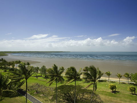 BreakFree Royal Harbour Hotel - Accommodation Gladstone 17