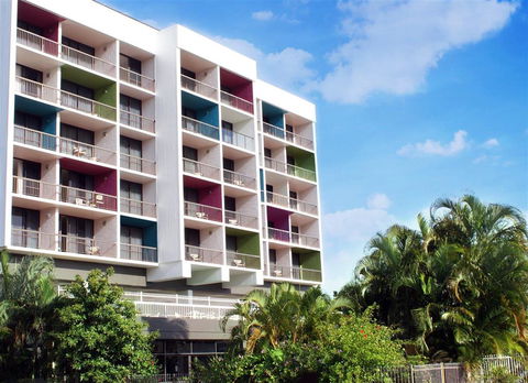 Cairns Plaza Hotel - Accommodation Gladstone 0