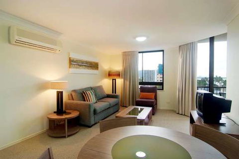 Mantra Esplanade - Accommodation Gladstone 12