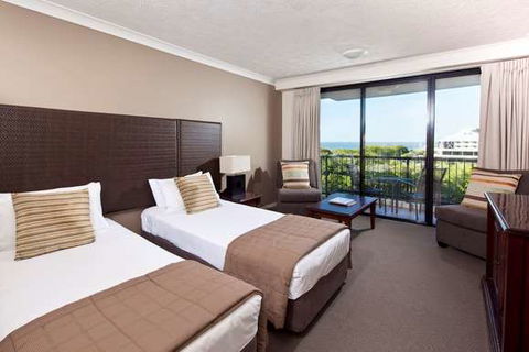 Mantra Esplanade - Accommodation Gladstone 13