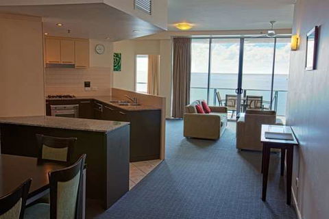 Mantra Trilogy - Accommodation Gladstone 3