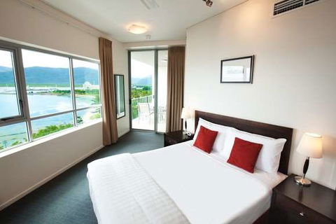 Mantra Trilogy - Accommodation Gladstone 13