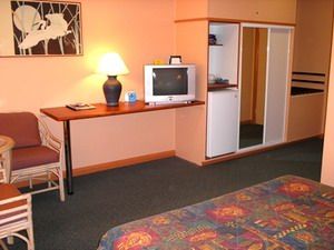 The Abbott Boutique Hotel - Accommodation Gladstone 1