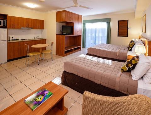 Cairns Queenscourt - Accommodation Gladstone 3