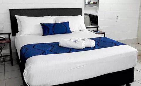 Barrier Reef Motel - Accommodation Gladstone 1