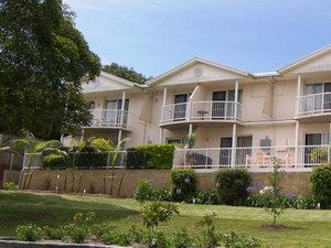 Aston Hill Motor Lodge - Accommodation Gladstone 0