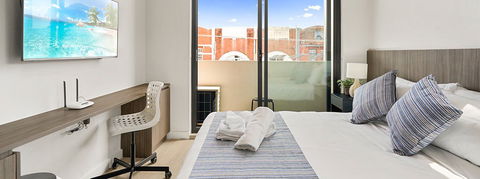 Coogee Studio Apartments - Accommodation Gladstone 1