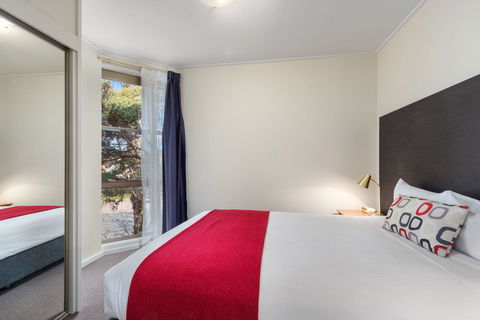 Knox International Hotel - Accommodation Gladstone 2